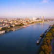 Na krásnom modrom Dunaji...