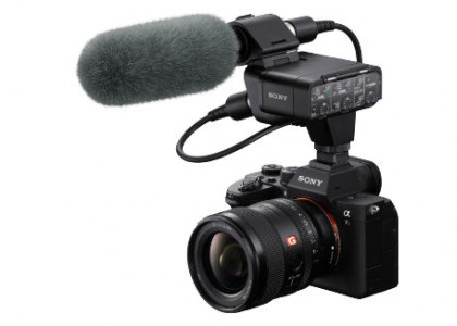 Nový shotgun mikrofón a CFExpress A karty Sony