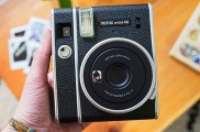 Fujifilm predstavuje nový “instax mini 40”