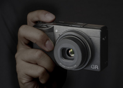 Ricoh GR III - APS-C do vrecka