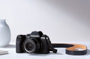 Predstavujeme nový fotoaparát Fujifilm X-S10