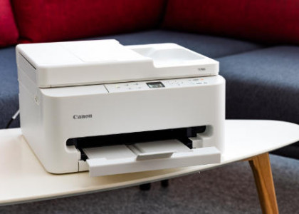 Tri nové kompaktné multifunkčné tlačiarne Canon Pixma