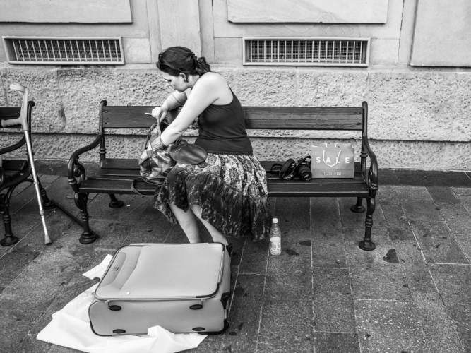 Medzi kufrom a kabelkou