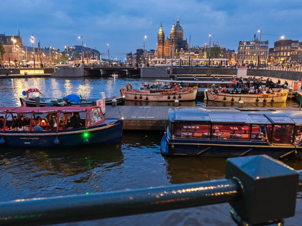 Amsterdam - pri hl. stanici