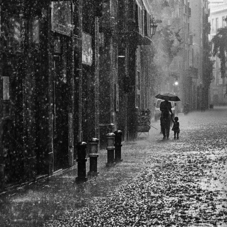 Prechádzka  v daždi