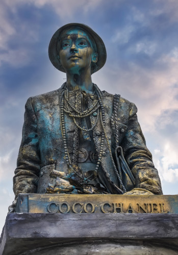 Živé sochy SNV - Coco Chanel