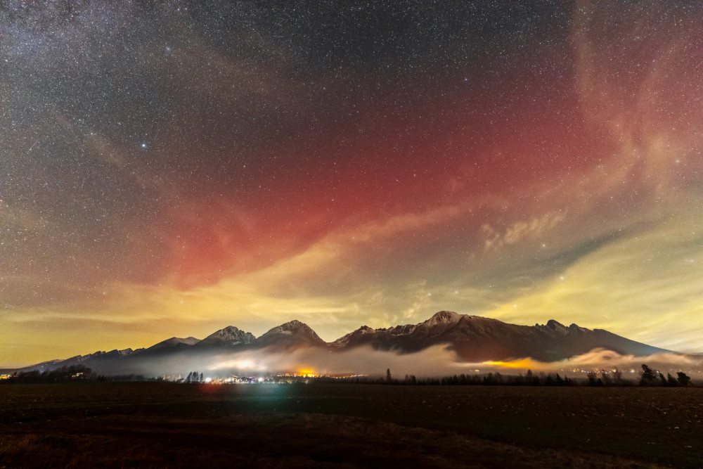 SAR Stable Auroral Red