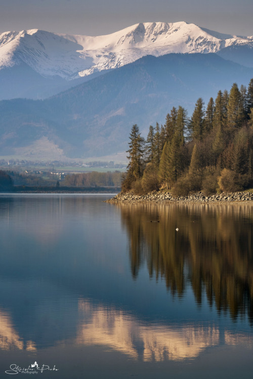 Liptovská Mara ... Chabenec... Nízke Tatry.