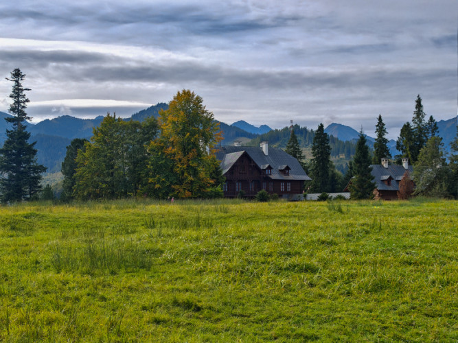 Zámok Hohenlohe a Belianske Tatry