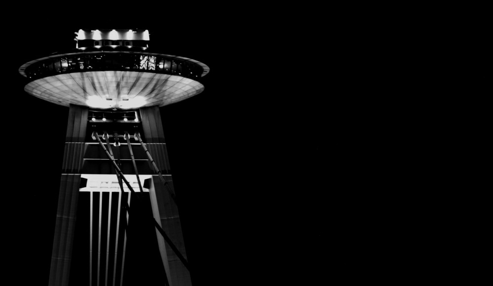 UFO B&W
