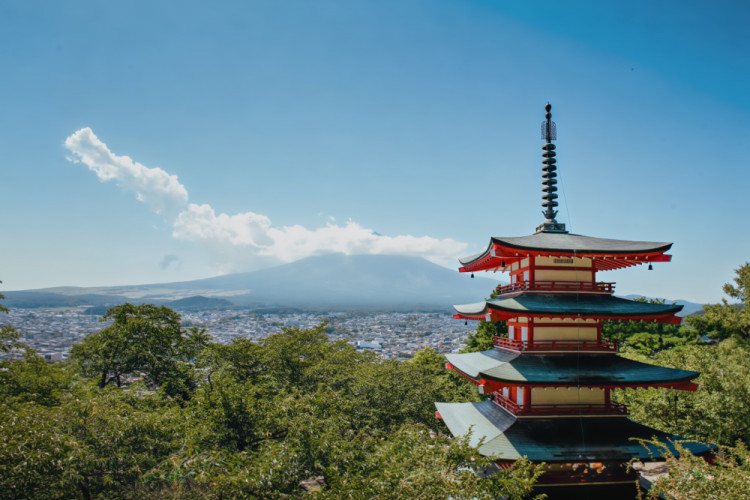 Pagoda Chureito a hora Fudži