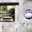 NA ZASTÁVKE