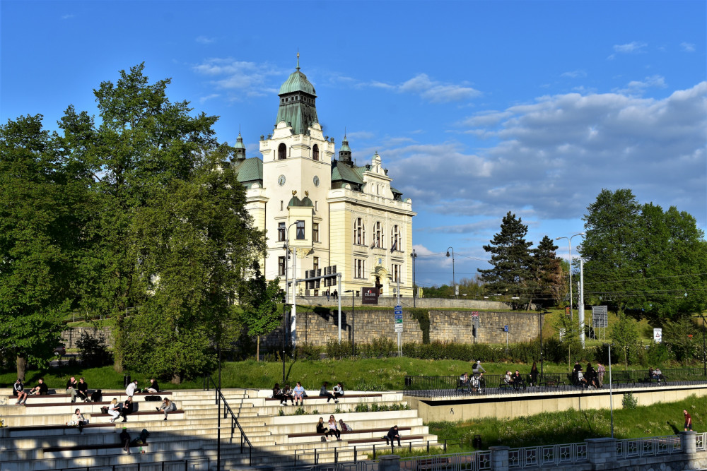 Siesta pod Slezskoostravskou radnicí