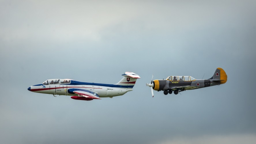L-29 & Jak-52