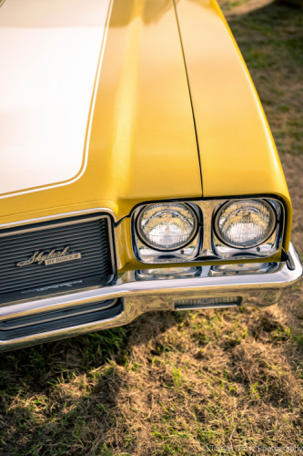 Muscle car