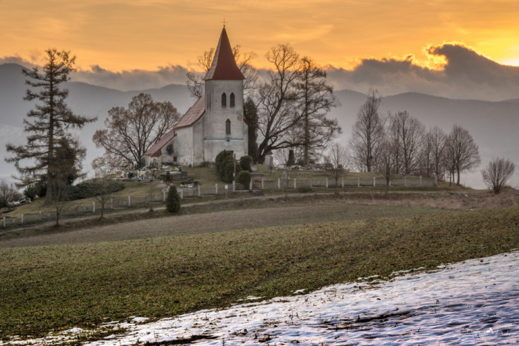 Kostol sv. Kozmu a Damiána