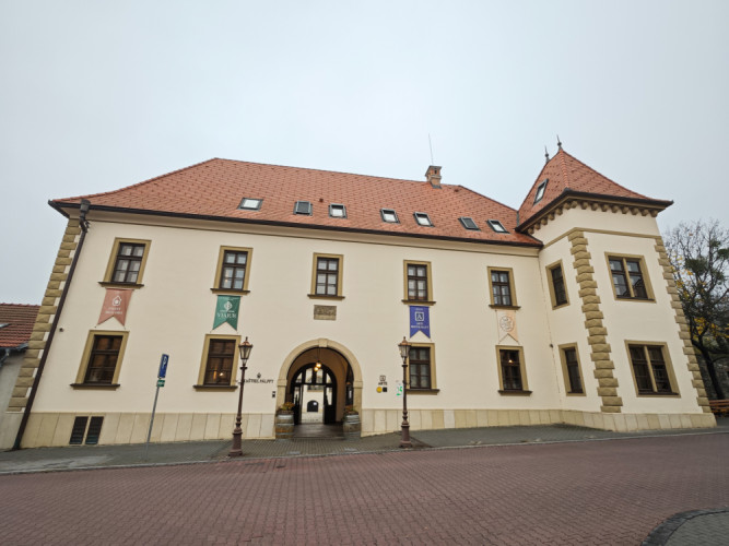 Kaštieľ Svätý Jur