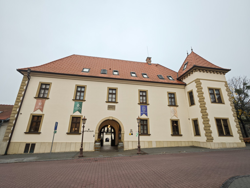 Kaštieľ Svätý Jur