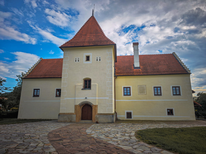 Vodný hrad Partizánske