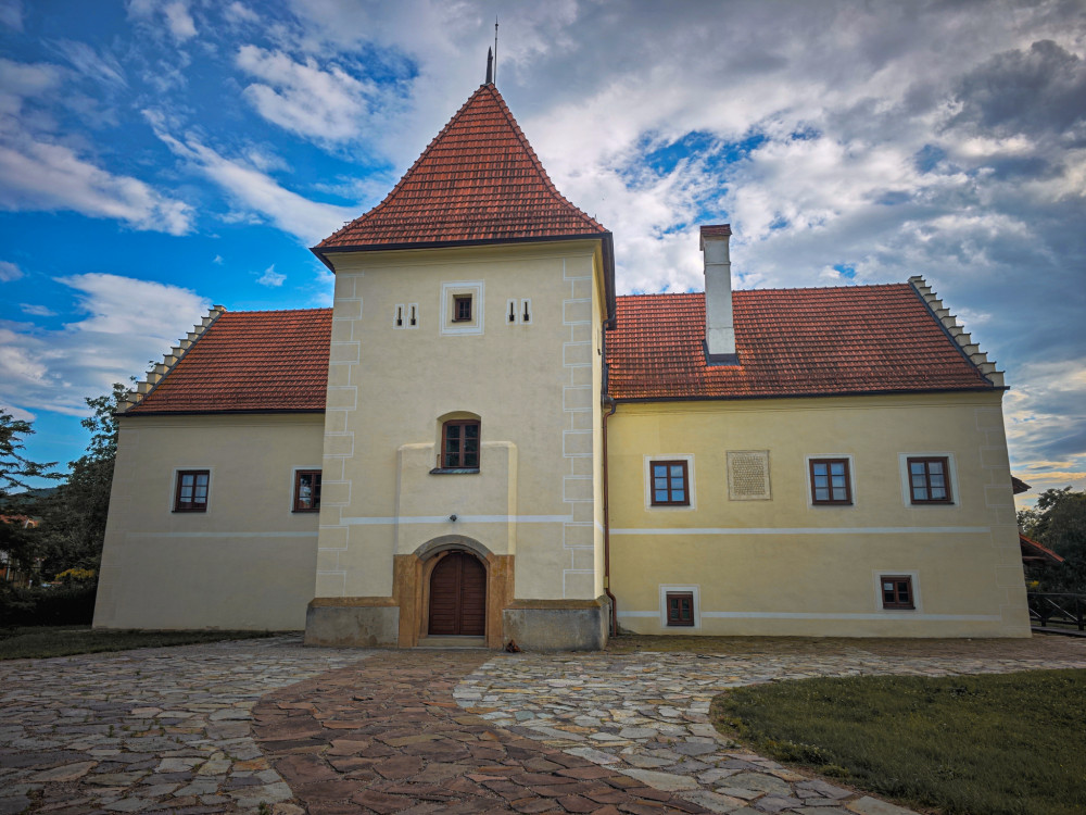 Vodný hrad Partizánske