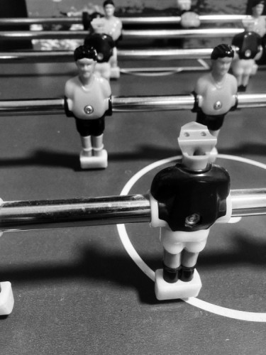 Nikdy nehraj futbal bezhlavo.
