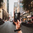 NY VI.
