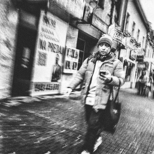 Prítomnosť neprítomných