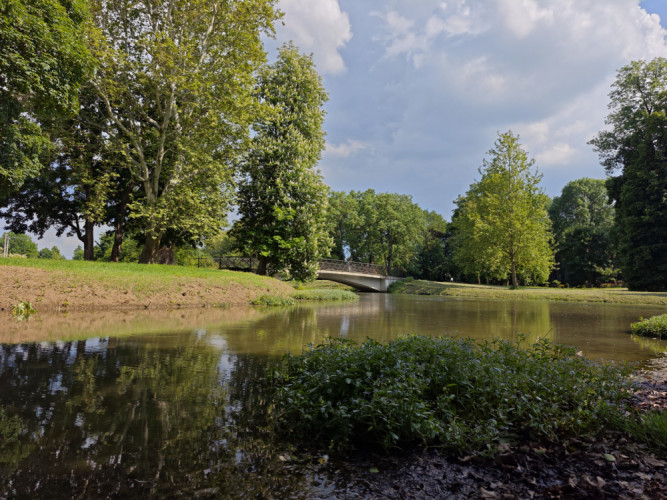Park v Dolnej Krupej