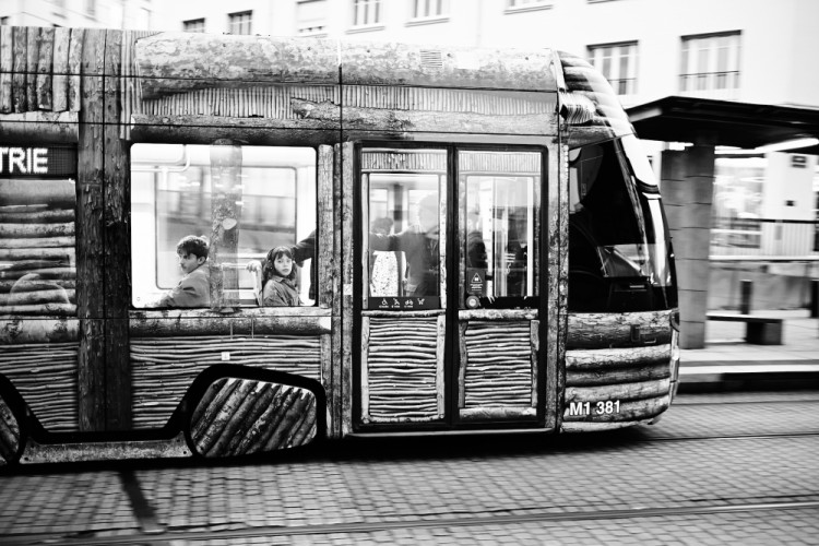 Drevenná električka