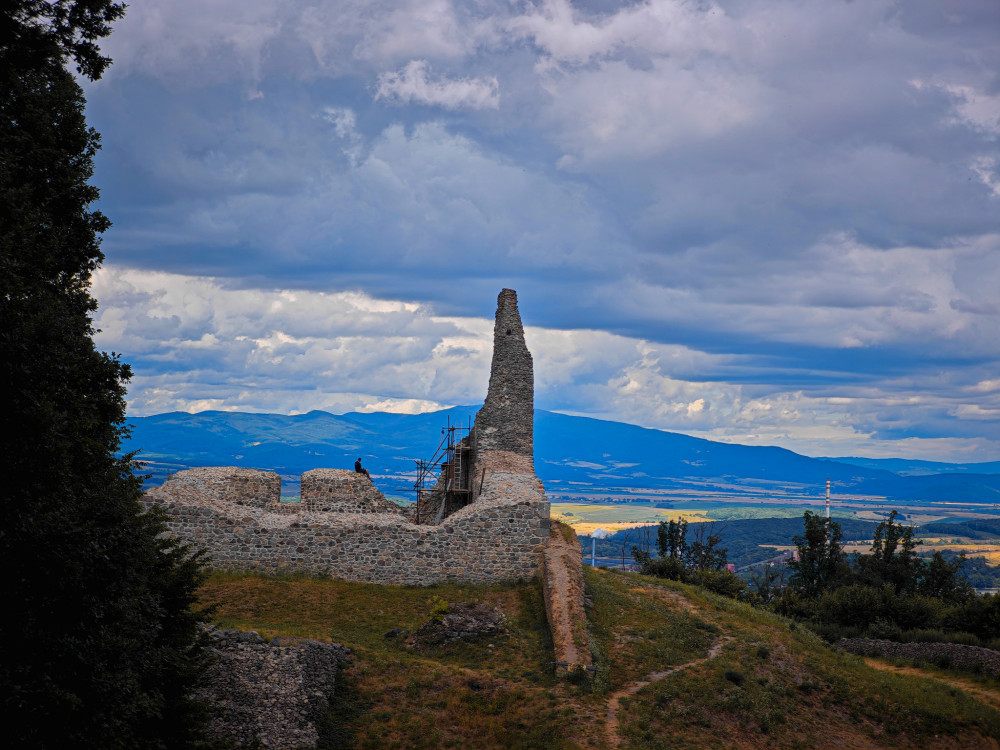 Pustý hrad