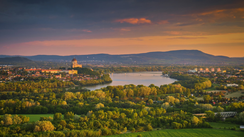 Ostrihom -Dunaj-Štúrovo