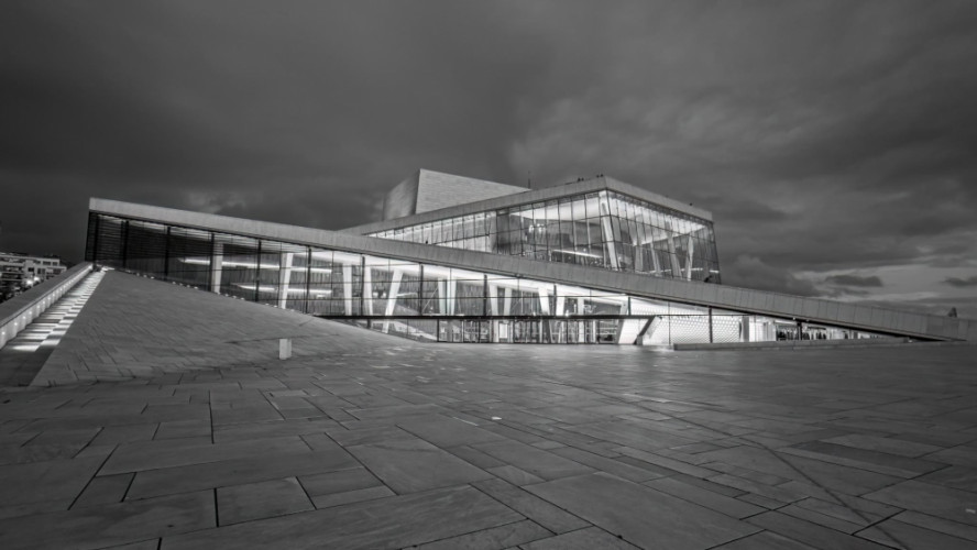 Nočná Opera