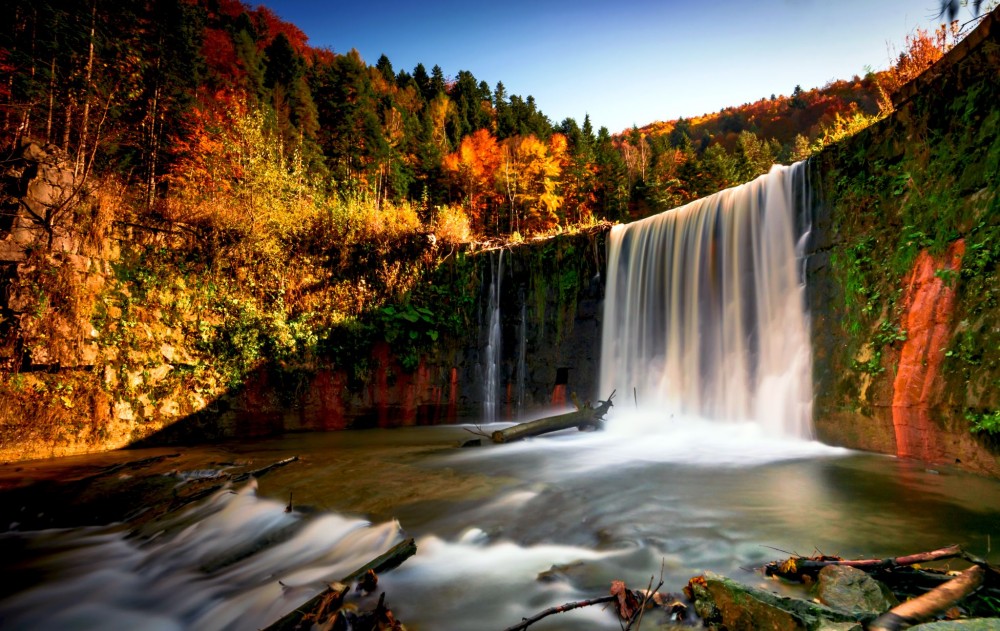 Autumn watefall