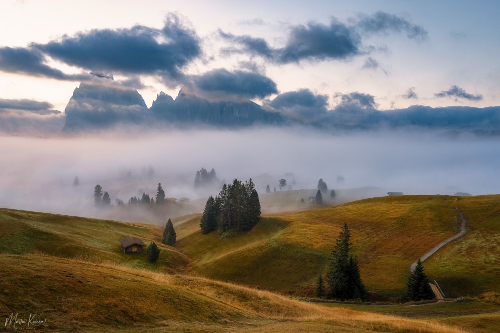 Jesenné ráno na Alpe di Siusi