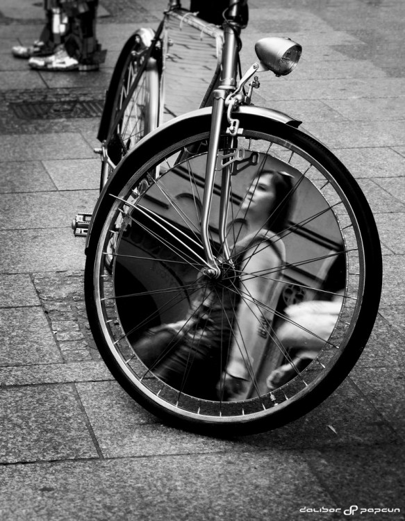 Zrkadlový bicykel