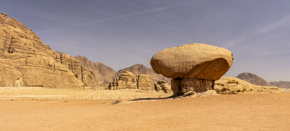 Mushroom stone