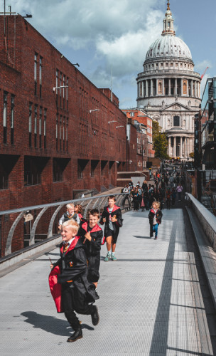 Gryffindor x Millenium Bridge