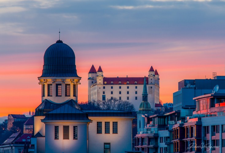 Stovežatá Bratislava