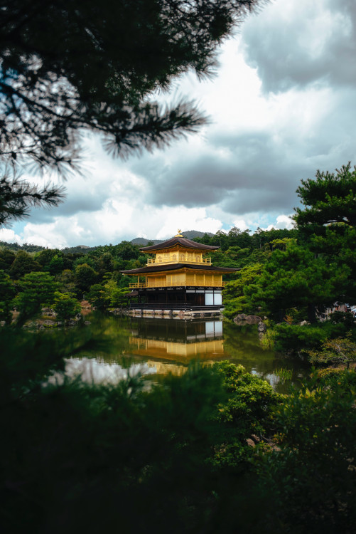 Zlatý pavilón (Kinkaku-ji)