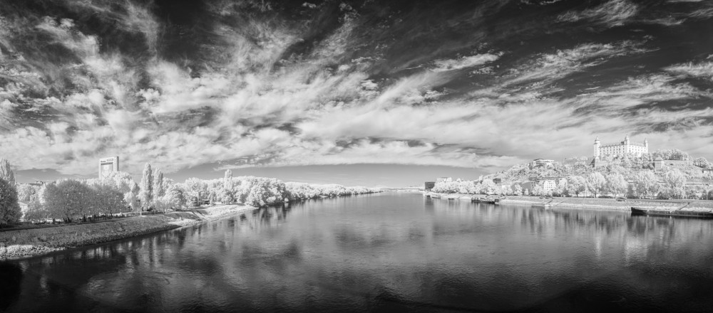 IR