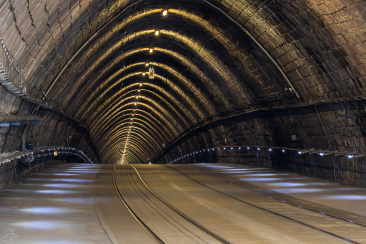 Tunel pod Hradom