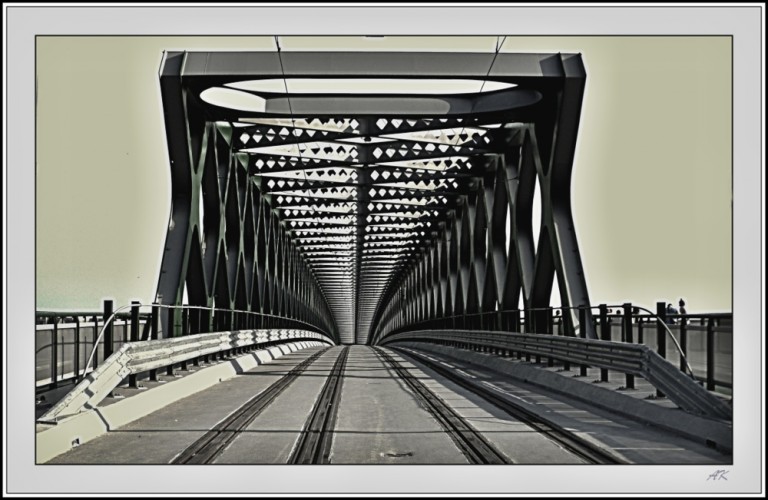 Nový Bratislavský most na Dunaji