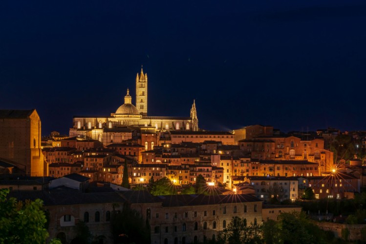 nočná Siena