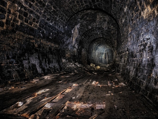 Starý železničný tunel v Kraľovanoch