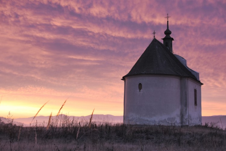 Východ slnka s nádychom histórie