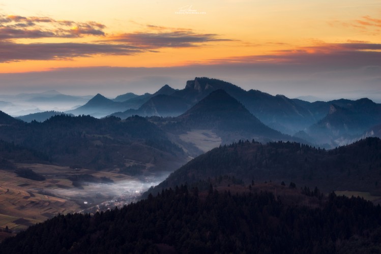 Tri koruny nad Lesnicou