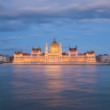 Budapešť
