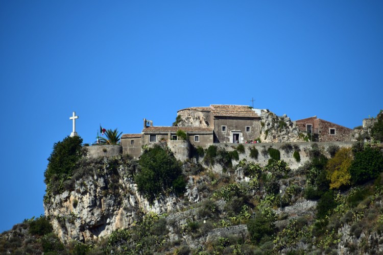 Chiesa Madonna della Rocca