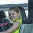 La ragazza con sorriso col.