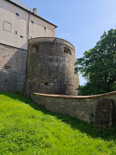 Hrady
